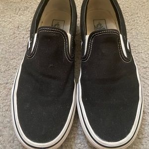 BLACK SLIP ON VANS